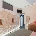Luxuite Con Piscina E Sauna O Con Jacuzzi E Doccia Emozionale Villa