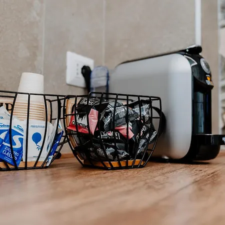 Luxuite Con Piscina O Jacuzzi Альберобелло