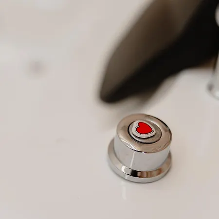 Luxuite Con Piscina O Jacuzzi Вилла *