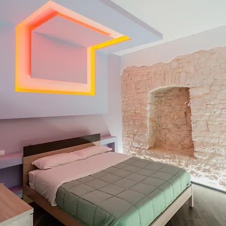 Вилла Luxuite Con Piscina O Jacuzzi Альберобелло