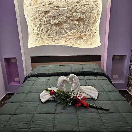 Luxuite Con Piscina O Jacuzzi Αλμπερομπέλο