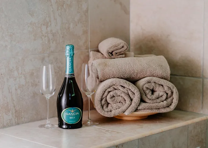Villa Luxuite Con Piscina E Sauna O Con Jacuzzi E Doccia Emozionale Alberobello